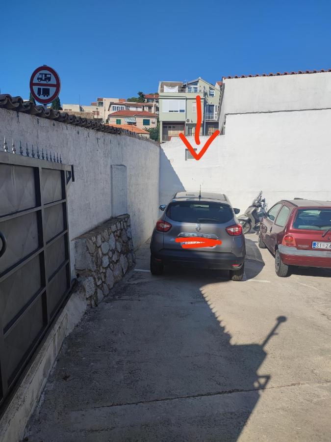 Apartment Vinea-Parking Included Šibenik Eksteriør bilde